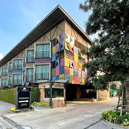 Nights In A Box Hotel Ban Muang  Exterior photo